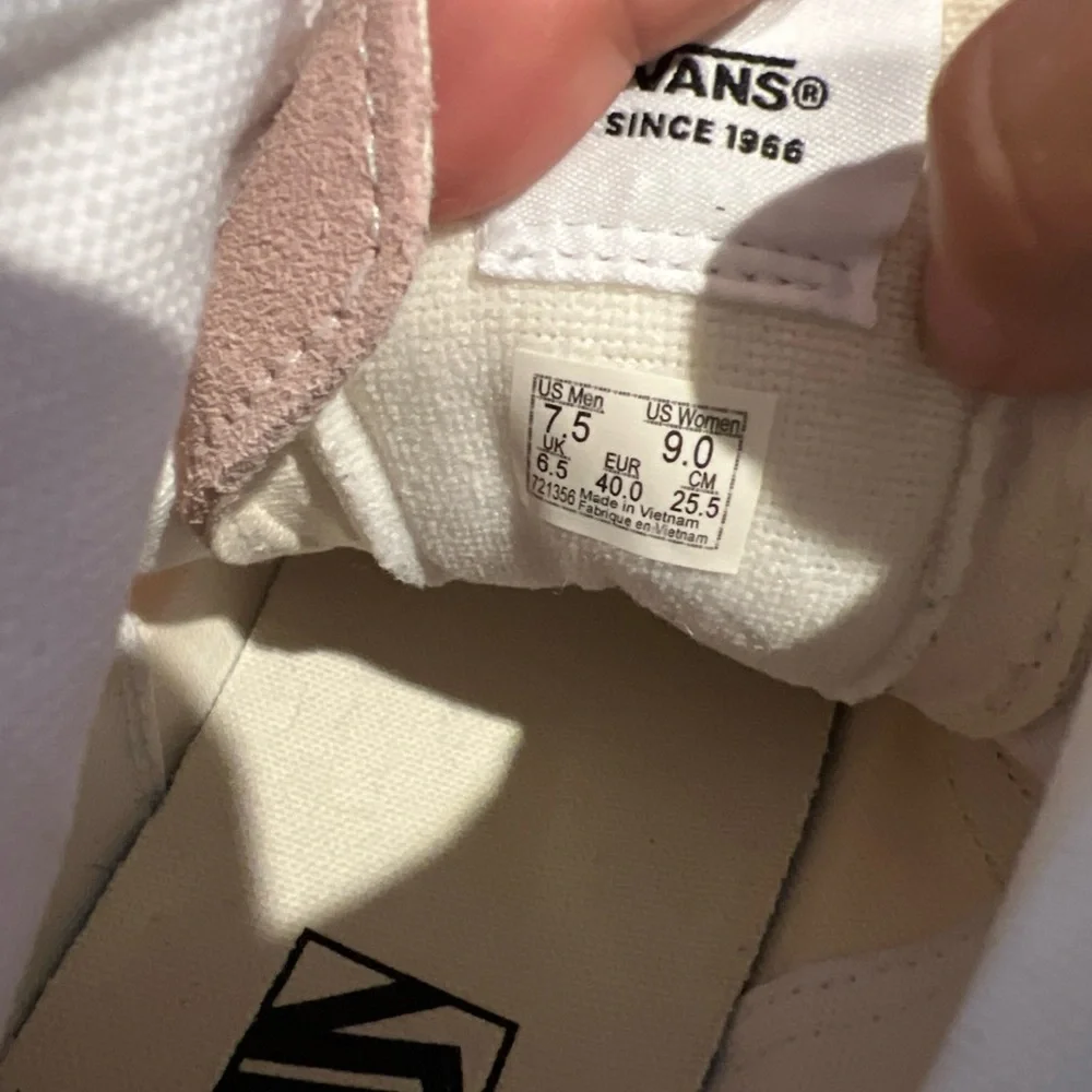 Vans Sk8-Hi Skate Shoes Sneakers Tapered Athletic Rose White Womens 9 Mens 7.5